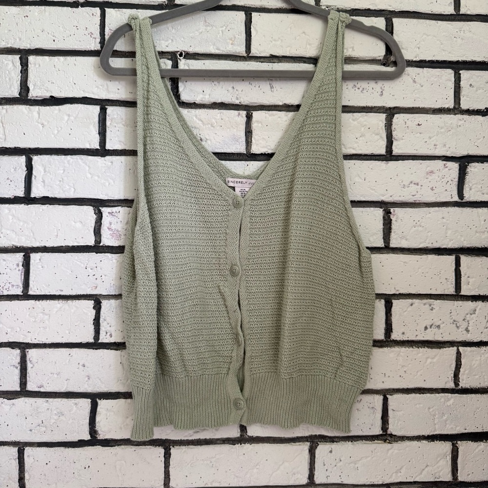 Sincerely Jules Green Knit Ribbed Buttoned Tank Top